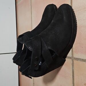 Eileen Fisher Watt Nubuck Booties